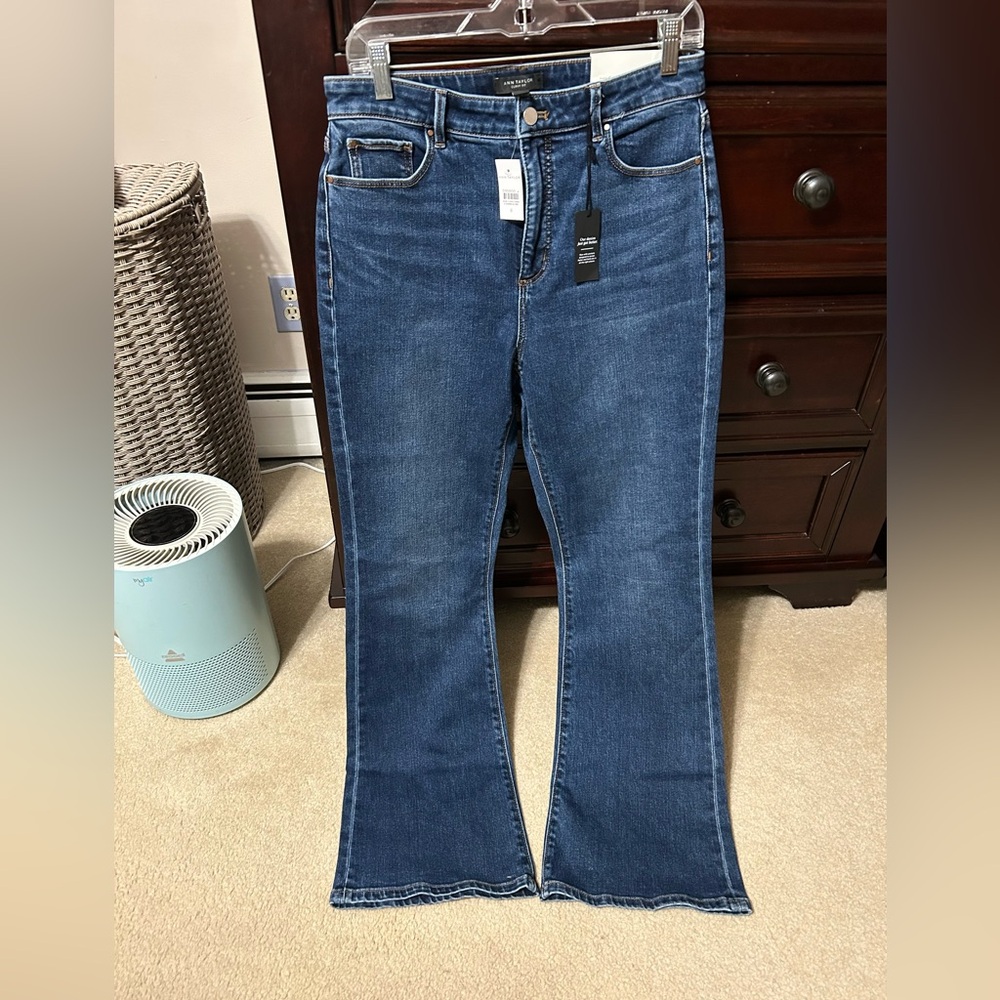 NWT Ann Taylor The Boot bootcut jeans high rise Curvy 8
